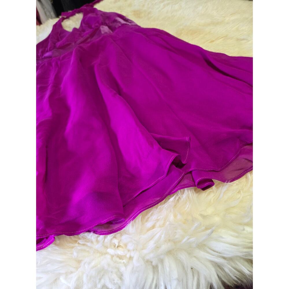 Need Brand - image 5